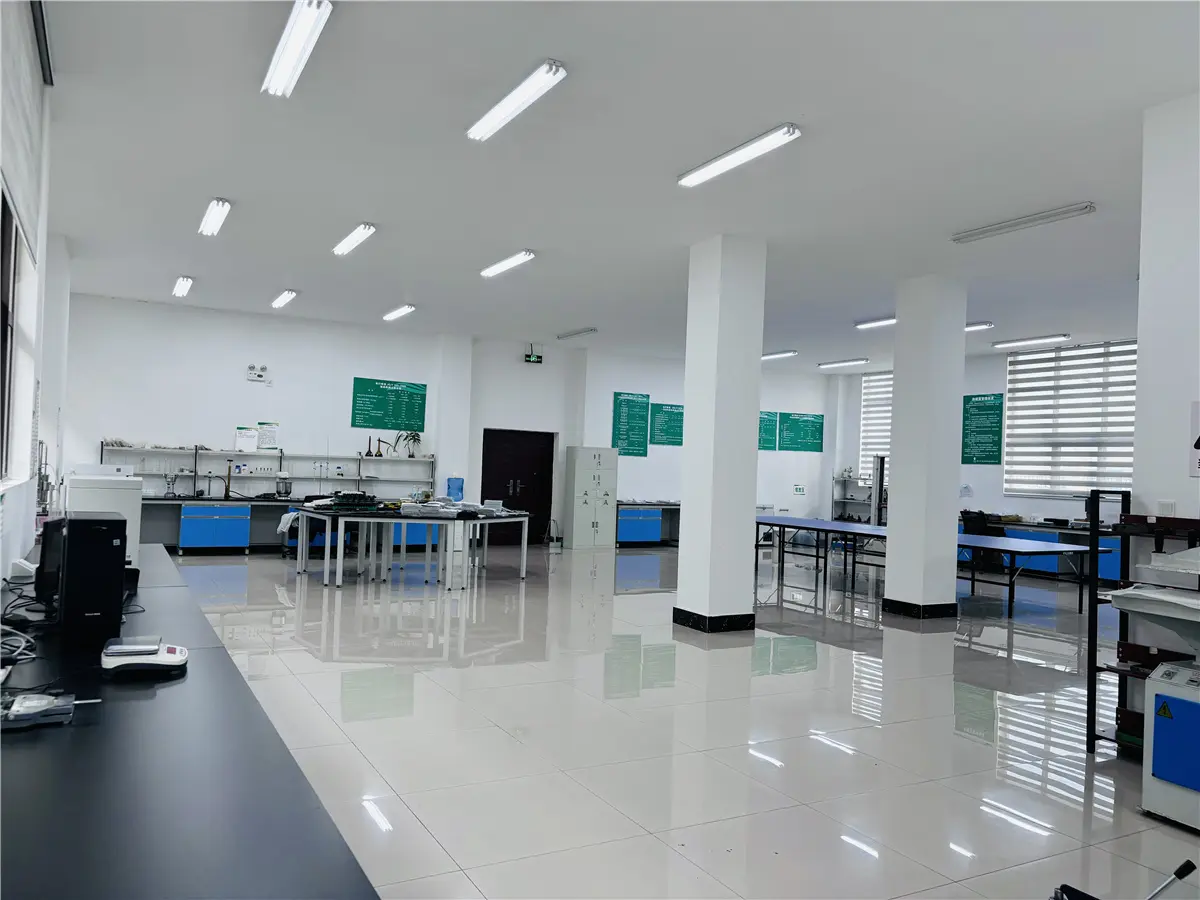 laboratory (2)g2x